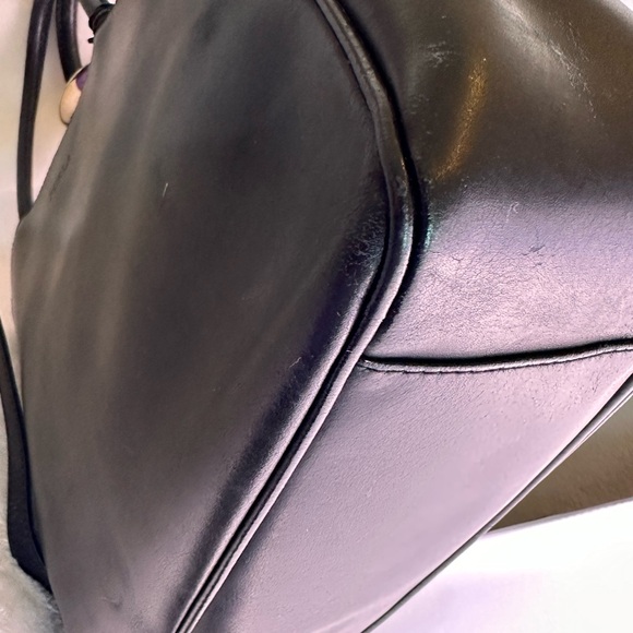 Authentic Furla 2 way Black leather crossbody/handbag. - Picture 8 of 16